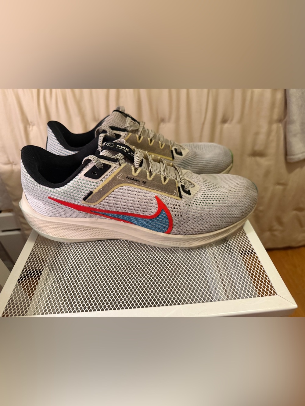 Nike Air Zoom Pegasus 40 SE Multi-Color Mismatch Running Shoes Size 10 - Picture 4 of 9